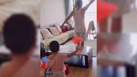 斑马线吃瓜视频,揭秘街头热辣瞬间