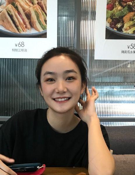 小妹吃的瓜甜不甜呢视频,甜蜜滋味揭秘